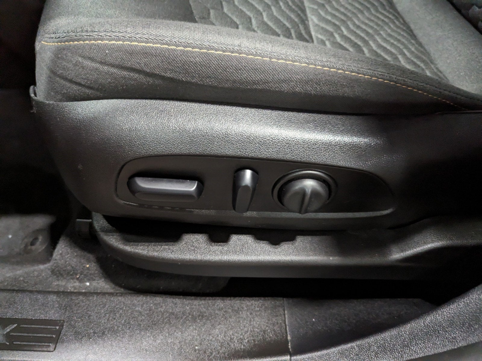2018 Chevrolet Equinox LT Front Wheel Drive Remote Start System Premium Cloth Preferred Equipment Pkg